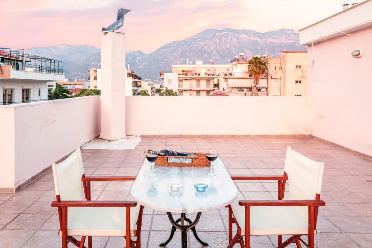 Spacious Urban Haven-Family Home, Perfect Location Kalamata Exterior foto
