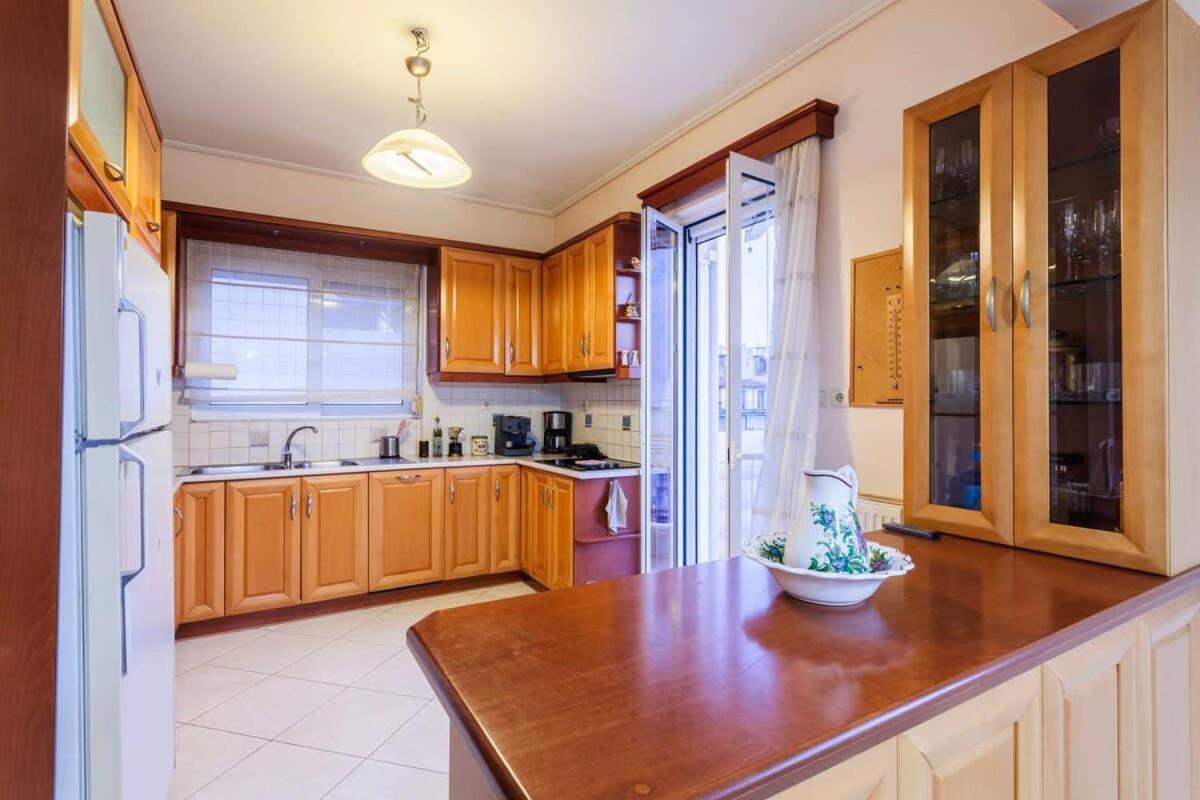 Spacious Urban Haven-Family Home, Perfect Location Kalamata Exterior foto