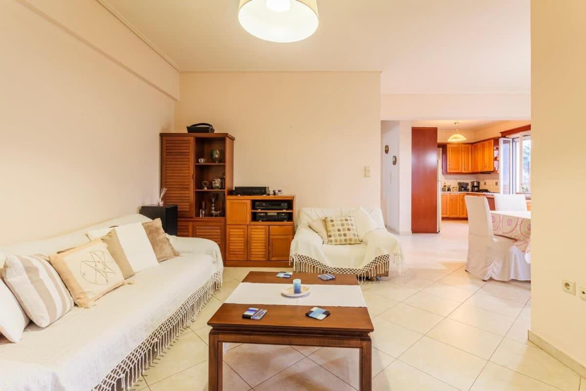 Spacious Urban Haven-Family Home, Perfect Location Kalamata Exterior foto