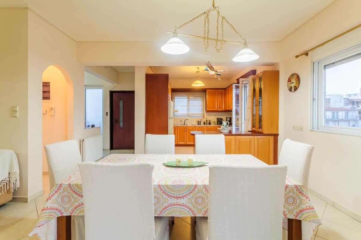 Spacious Urban Haven-Family Home, Perfect Location Kalamata Exterior foto