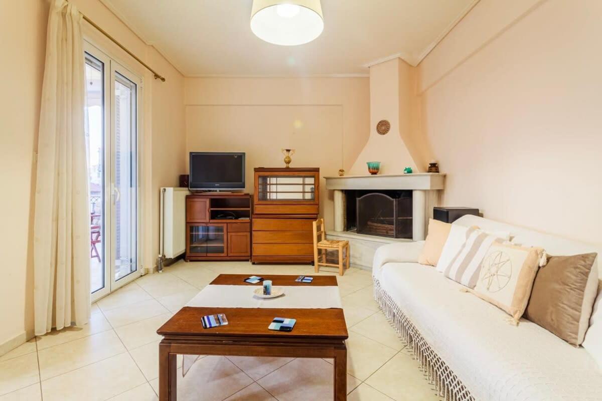 Spacious Urban Haven-Family Home, Perfect Location Kalamata Exterior foto